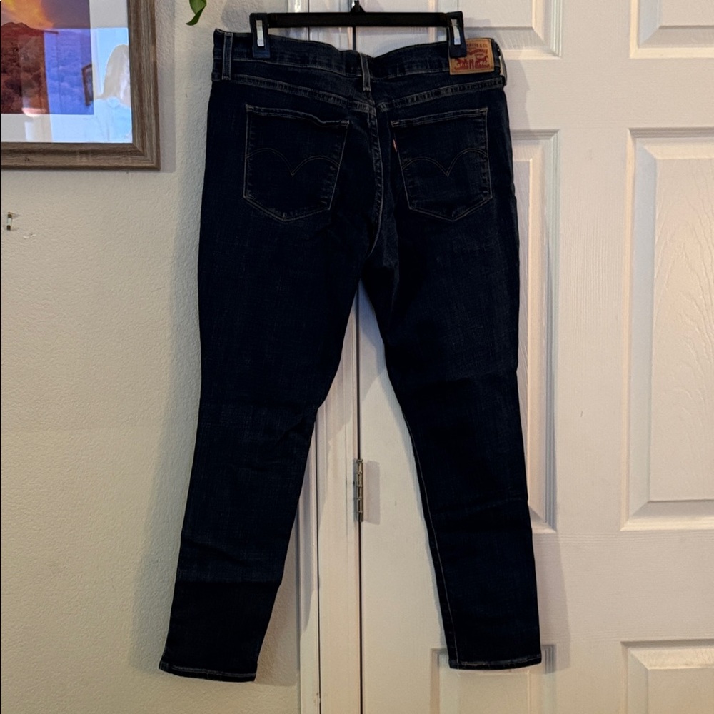 Levi’s Jeans - Picture 7 of 8